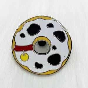 🔮 5/$25 Disney 101 Dalmatians Donut Pin